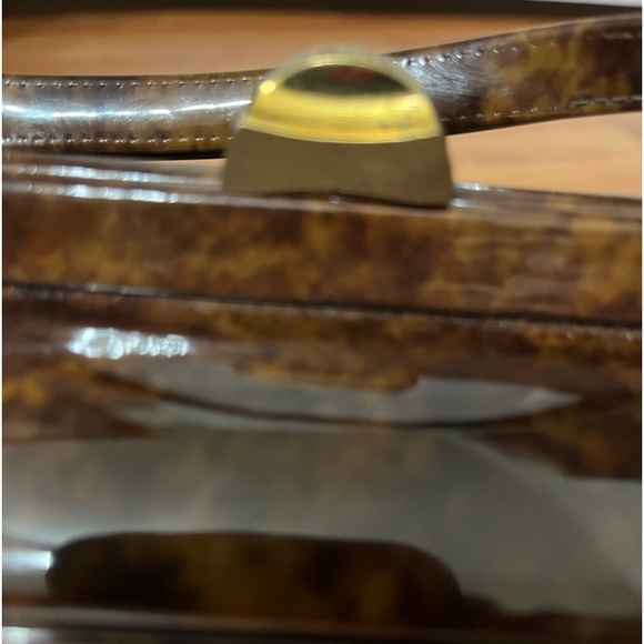 LEWIS Vintage 50’s Brown patent satchel with gold tone hardware - Picture 4 of 8